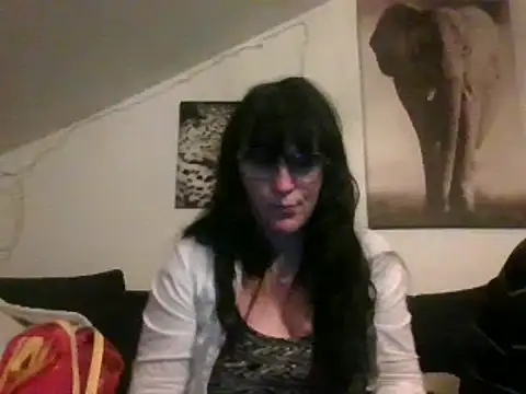 Snapshot of sexujuly88 chatting on 1, 2, 2025 sexujuly88 online show from 1, 2, 2025