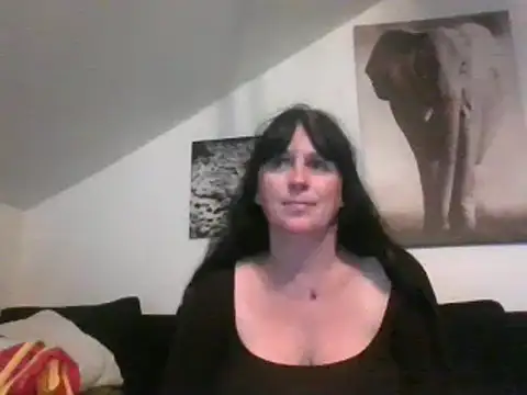 Snapshot of sexujuly88 chatting on 2, 10, 2025 sexujuly88 online show from 2, 10, 2025
