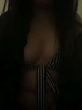 Snapshot of badbunnybabe123 chatting on 8, 6, 2026 badbunnybabe123 online show from 8, 6, 2026