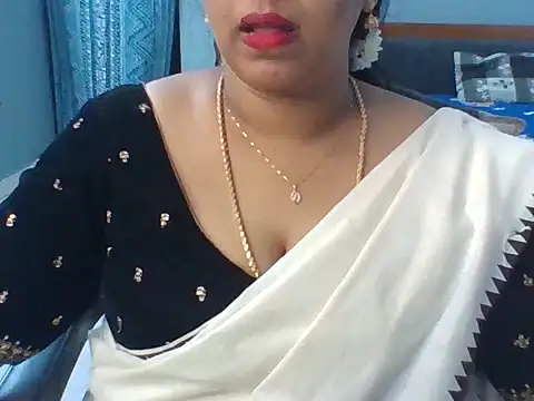 Snapshot of Tamil_hot_Meenu chatting on 8, 7, 2026 Tamil hot Meenu online show from 8, 7, 2026