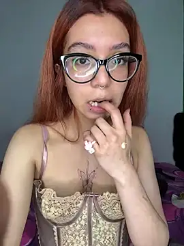 Nana-Komatsu online show from 11, 7, 2026