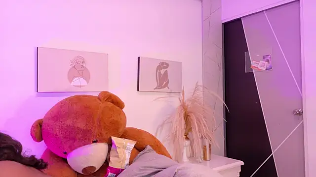 EmiilyLovex online show from 26, 6, 2026