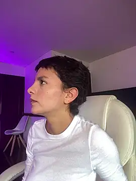 Snapshot of Peytongh_ chatting on 4, 7, 2026 Peytongh online show from 4, 7, 2026