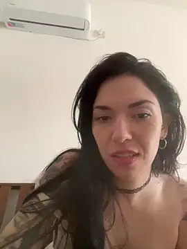 Snapshot of Laraasky chatting on 2, 6, 2026 Laraasky online show from 2, 6, 2026