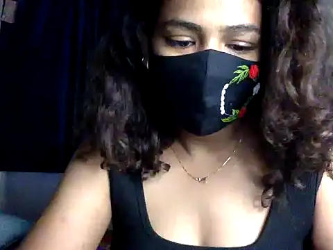 Snapshot of Nisha-moon chatting on 18, 6, 2026 Nisha-moon online show from 18, 6, 2026