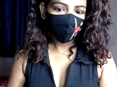 Snapshot of Nisha-moon chatting on 25, 6, 2026 Nisha-moon online show from 25, 6, 2026