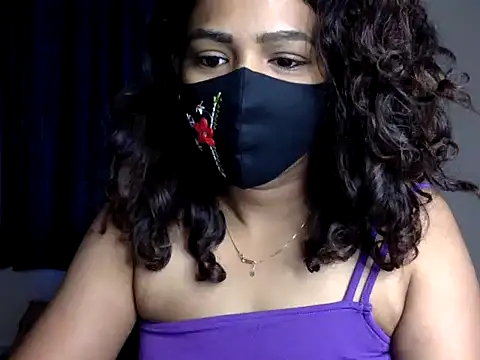 Snapshot of Nisha-moon chatting on 26, 6, 2026 Nisha-moon online show from 26, 6, 2026