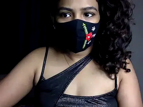 Snapshot of Nisha-moon chatting on 27, 6, 2026 Nisha-moon online show from 27, 6, 2026
