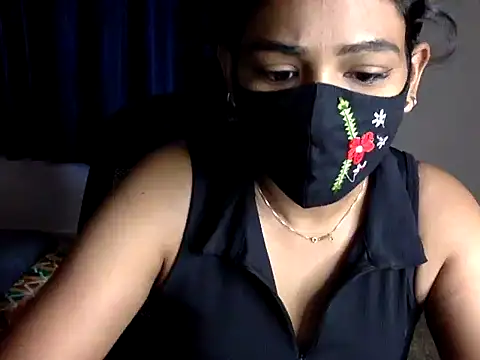 Snapshot of Nisha-moon chatting on 7, 7, 2026 Nisha-moon online show from 7, 7, 2026