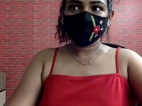 Snapshot of Nisha-moon chatting on 20, 7, 2026 Nisha-moon online show from 20, 7, 2026
