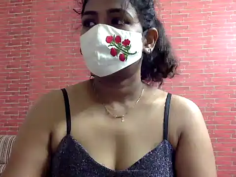 Snapshot of Nisha-moon chatting on 25, 7, 2026 Nisha-moon online show from 25, 7, 2026