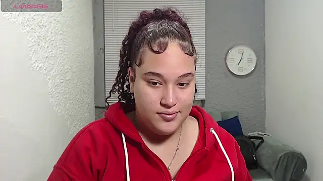 Snapshot of leilasosexy chatting on 22, 6, 2026 leilasosexy online show from 22, 6, 2026