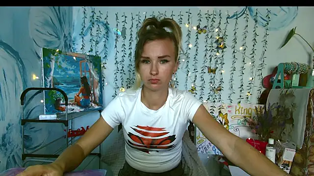 Snapshot of magic_life chatting on 18, 7, 2026 magic life online show from 18, 7, 2026