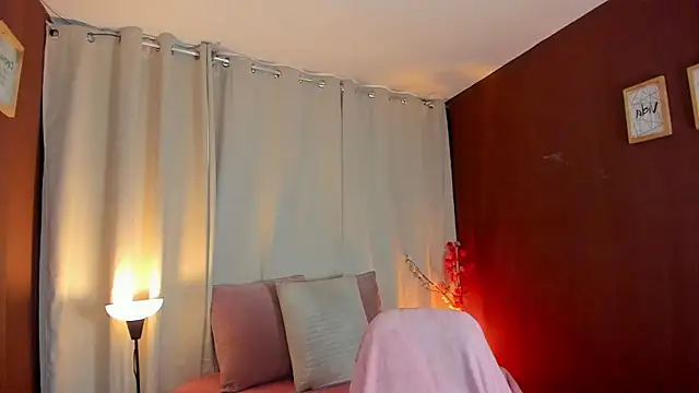 sensual fer online show from 25, 6, 2026