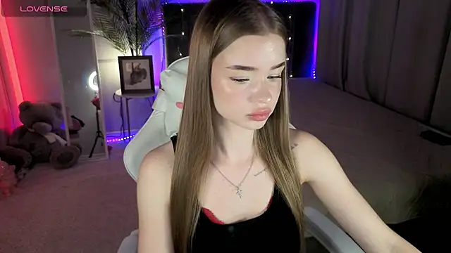 Snapshot of Milla_Way chatting on 19, 7, 2026 Milla Way online show from 19, 7, 2026