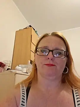 Snapshot of Naughtybutnicedaisy chatting on 27, 6, 2026 Naughtybutnicedaisy online show from 27, 6, 2026