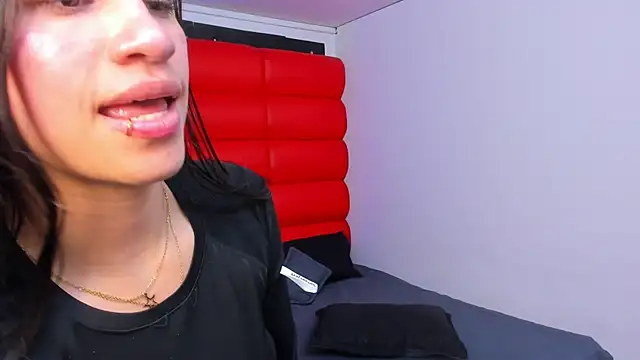 Snapshot of Gaby_Skinny_ chatting on 3, 7, 2026 Gaby Skinny online show from 3, 7, 2026