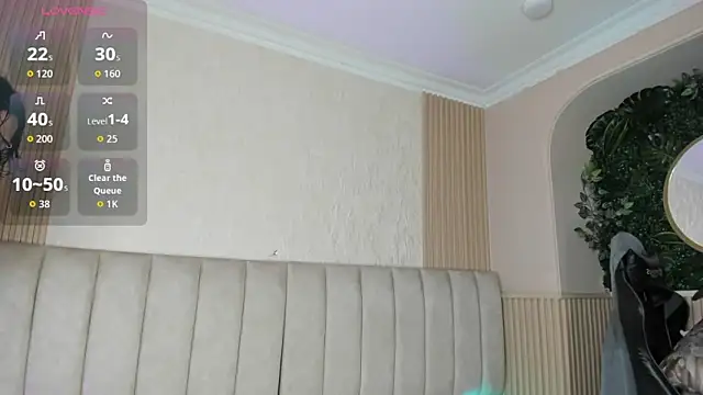 Snapshot of julimonroe_ chatting on 1, 7, 2026 julimonroe online show from 1, 7, 2026