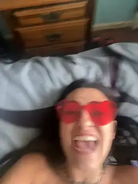 smoothkissx online show from 24, 4, 2026