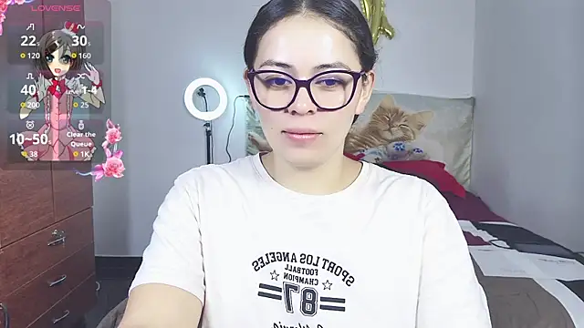 Snapshot of Aeseelia chatting on 11, 6, 2026 Aeseelia online show from 11, 6, 2026