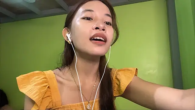 CharisseQuall online show from 10, 6, 2026