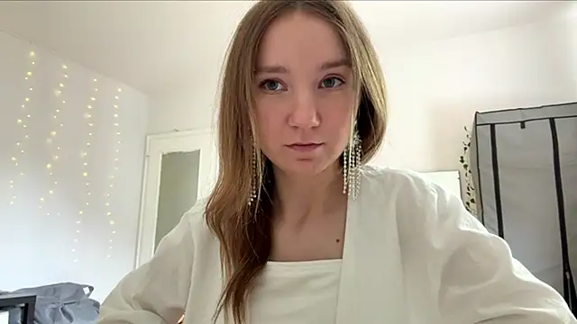 Snapshot of smalllisa chatting on 6, 6, 2026 smalllisa online show from 6, 6, 2026