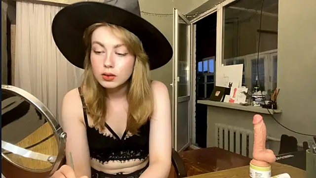 Snapshot of LollyAngel chatting on 12, 7, 2026 LollyAngel online show from 12, 7, 2026