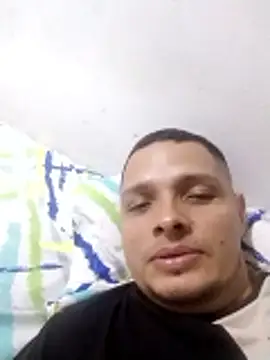Snapshot of EnzoDesire chatting on 22, 6, 2026 EnzoDesire online show from 22, 6, 2026