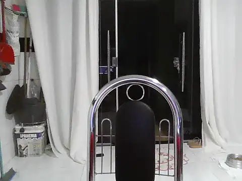 Snapshot of Isabel2q5n chatting on 10, 6, 2026 Isabel2q5n online show from 10, 6, 2026