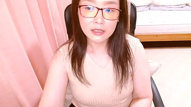 Snapshot of LENA-xo chatting on 27, 6, 2026 LENA-xo online show from 27, 6, 2026