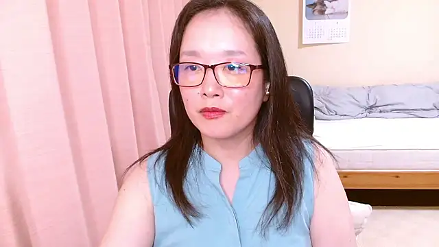 Snapshot of LENA-xo chatting on 22, 7, 2026 LENA-xo online show from 22, 7, 2026