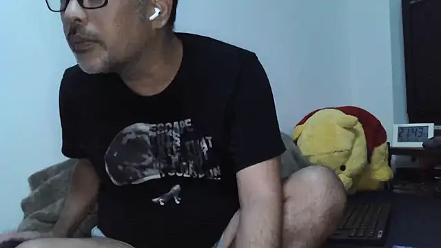 Snapshot of komadanaoki chatting on 3, 8, 2026 komadanaoki online show from 3, 8, 2026