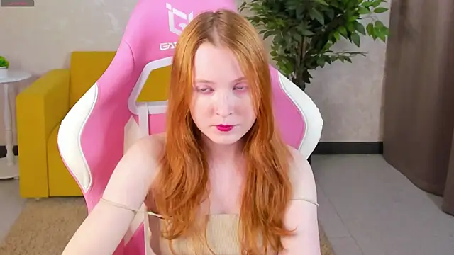 ari-kittyy online show from 15, 7, 2026