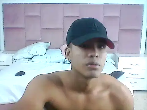 Snapshot of david-sala chatting on 17, 6, 2026 david-sala online show from 17, 6, 2026