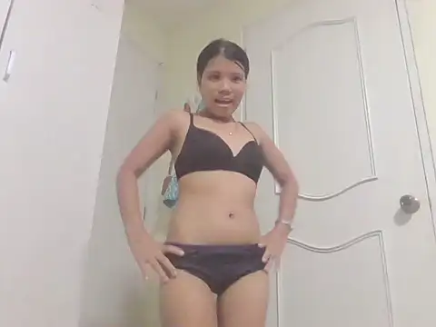 Snapshot of My_Julie_Sweets chatting on 16, 6, 2026 My Julie Sweets online show from 16, 6, 2026