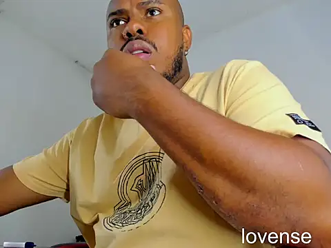 AlessandroHammed online show from 20, 7, 2026