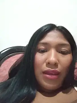 Snapshot of MoonMua chatting on 14, 6, 2026 MoonMua online show from 14, 6, 2026