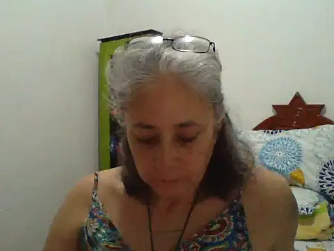 Snapshot of cersey_ chatting on 10, 6, 2026 cersey online show from 10, 6, 2026