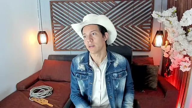 Snapshot of LevinFox chatting on 9, 6, 2026 LevinFox online show from 9, 6, 2026
