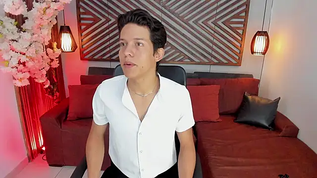 Snapshot of LevinFox chatting on 13, 6, 2026 LevinFox online show from 13, 6, 2026