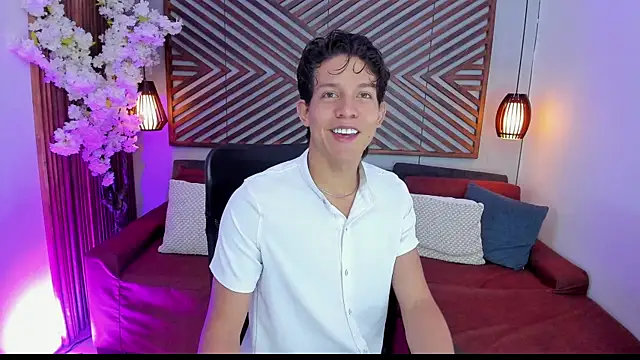 Snapshot of LevinFox chatting on 16, 7, 2026 LevinFox online show from 16, 7, 2026