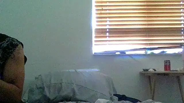Snapshot of gothbaby3055 chatting on 9, 7, 2026 gothbaby3055 online show from 9, 7, 2026