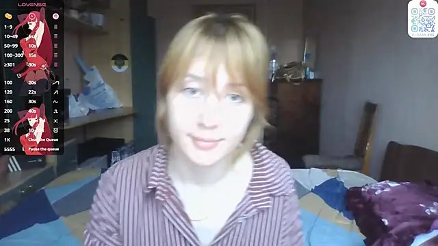 Snapshot of Mowhlntime chatting on 15, 7, 2026 Mowhlntime online show from 15, 7, 2026