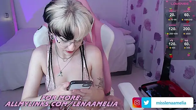 Lenas Playroom online show from 26, 2, 2025