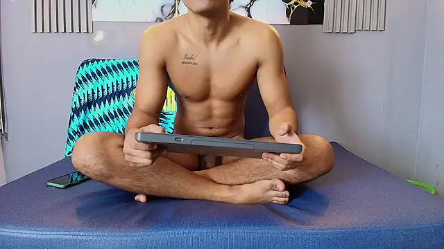 Snapshot of Marco_Smith2 chatting on 7, 7, 2026 Marco Smith2 online show from 7, 7, 2026