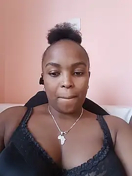 Snapshot of cutequeen_01 chatting on 14, 6, 2026 cutequeen 01 online show from 14, 6, 2026