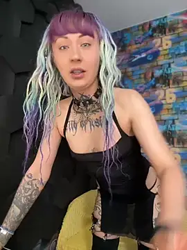 MoonAndDagger online show from 8, 6, 2026