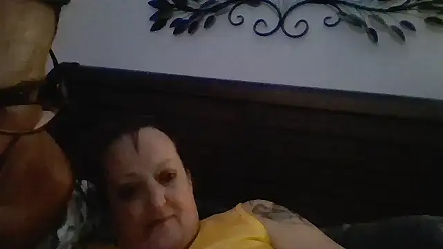 Snapshot of purplecarnation chatting on 14, 6, 2026 purplecarnation online show from 14, 6, 2026