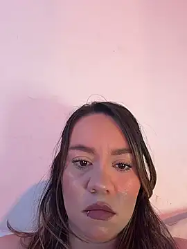 Snapshot of Emma_Jonas chatting on 19, 6, 2026 Emma Jonas online show from 19, 6, 2026