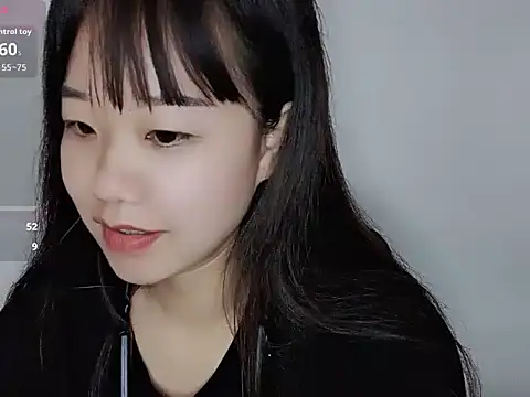 Snapshot of G-nuonuo chatting on 11, 6, 2026 G-nuonuo online show from 11, 6, 2026